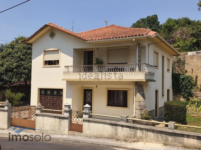 Moradia, Oliveira de Azeméis Santiago da Riba Ul Ul Macinhata da Seixa Madail
