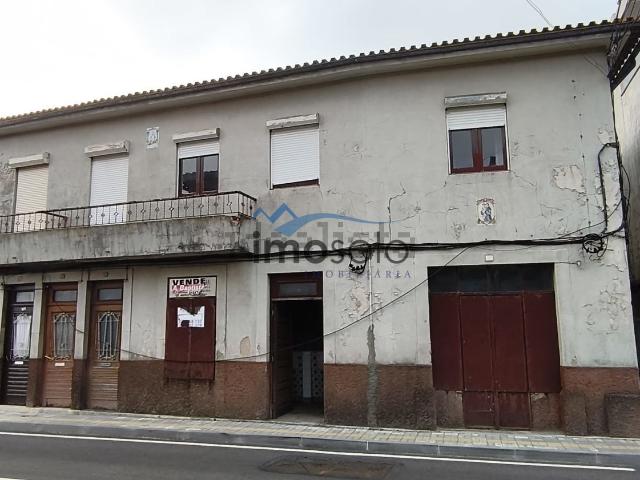 Moradia, Oliveira de Azeméis Santiago da Riba Ul Ul Macinhata da Seixa Madail