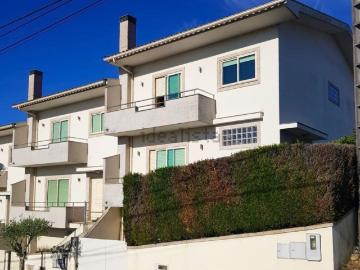 Moradia, Oliveira de Azeméis Santiago da Riba Ul Ul Macinhata da Seixa Madail