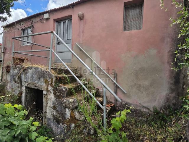 Moradia, Oliveira do Douro
