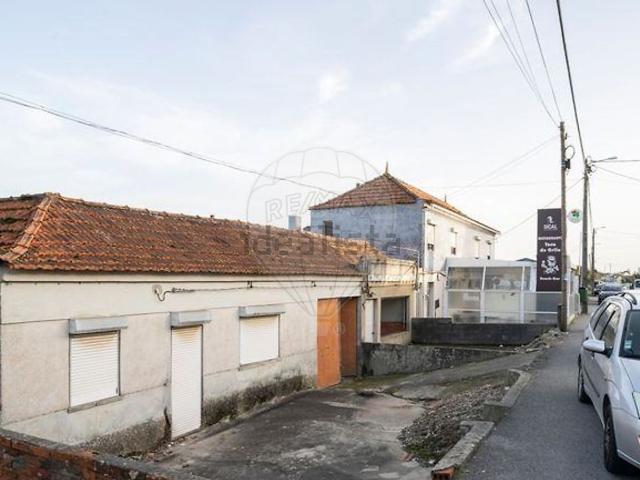 Moradia, Oliveirinha
