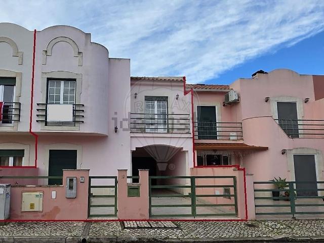 Moradia, Montijo e Afonsoeiro