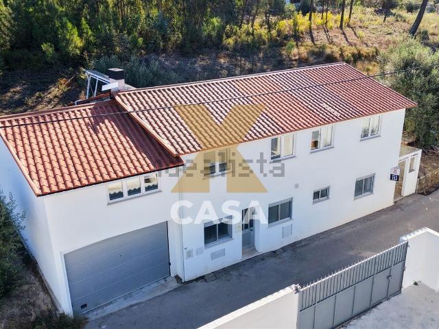Moradia, Atouguia