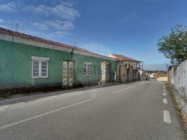 Moradia, Avelãs de Cima