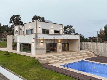 Rosém, Avessadas - Piscina, Garagem, Ar Condicionado