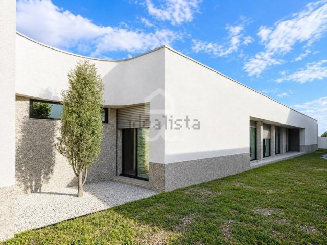 Moradia, Avidos