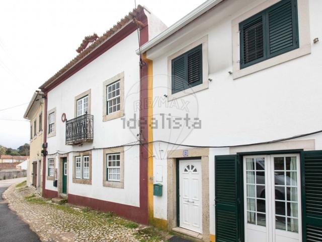 Moradia, Azeitão