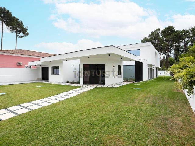 Moradia, Azeitão
