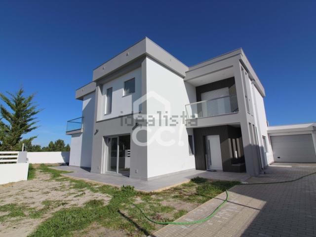 Moradia, Azeitão