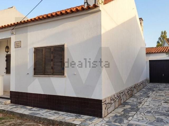 Moradia, Azeitão