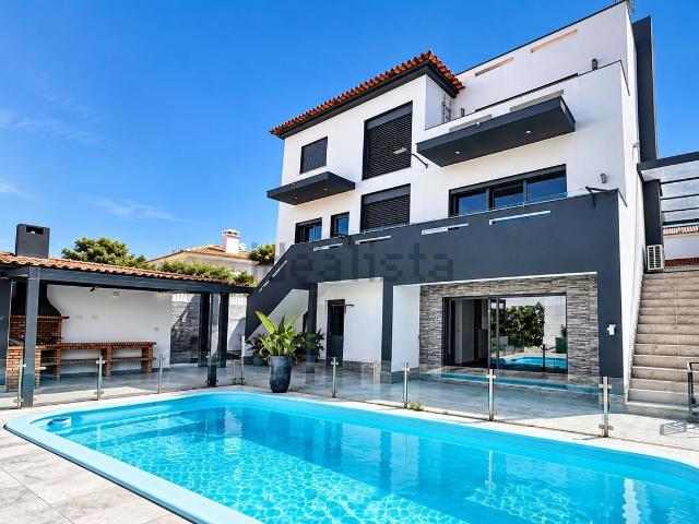 Moradia, Azeitão