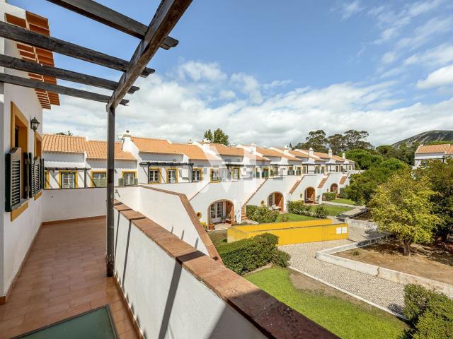 Moradia, Azeitão