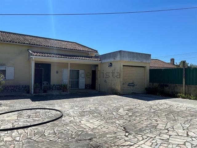 Moradia, Azeitão