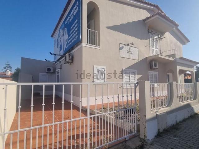 Moradia, Azeitão