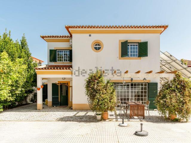 Moradia, Azeitão