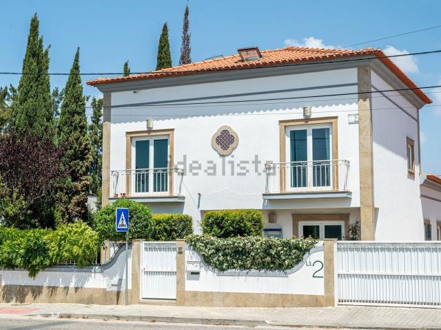 Moradia, Azeitão