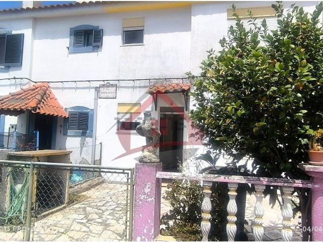 Moradia, Azeitão