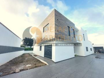 Moradia, Azeitão