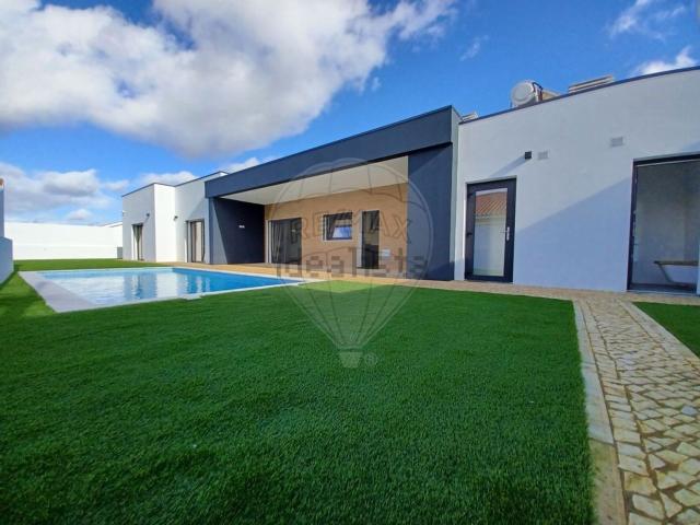 Moradia, Azeitão