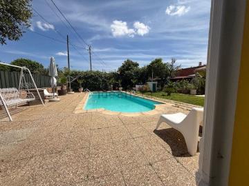 Moradia, Azeitão