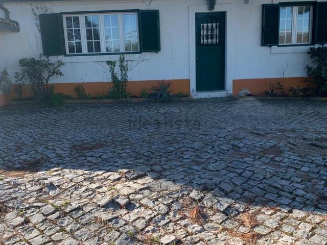 Moradia, Azeitão