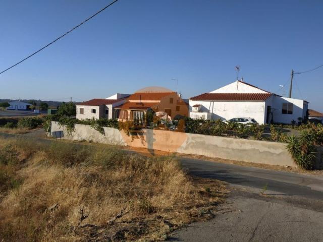 Moradia, Azinhal