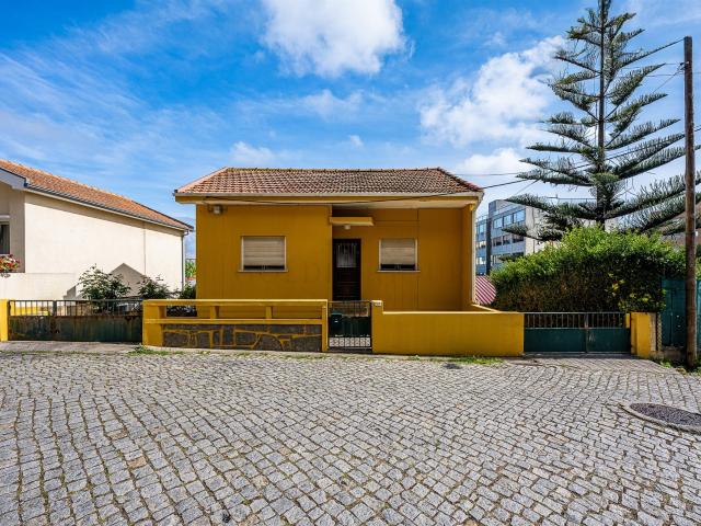 Moradia a 100 Metros da Praia de Lavadores I Exclusivo Golde. 126m² Canidelo
