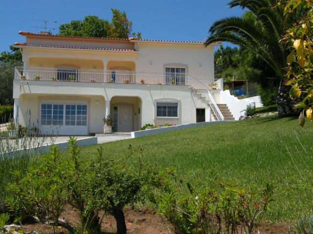 Moradia A dos Francos €495k | T4 Piscina Sala Jogos Terreno. m² A Dos Francos