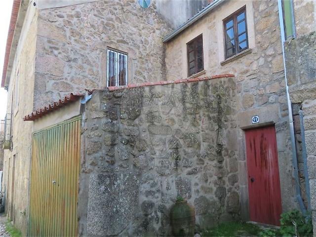 Moradia à venda em Aldeia do Bispo, Águas e Aldeia de João Pires, Penamacor RE/MAX Portugal