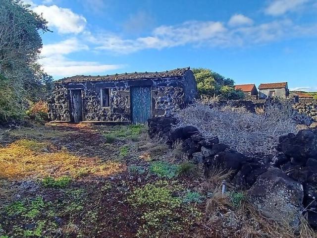 Moradia à venda em Bandeiras, Madalena RE/MAX Portugal