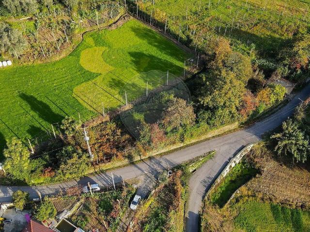 Moradia à venda em Fonte Arcada e Oliveira, Póvoa de Lanhoso RE/MAX Portugal