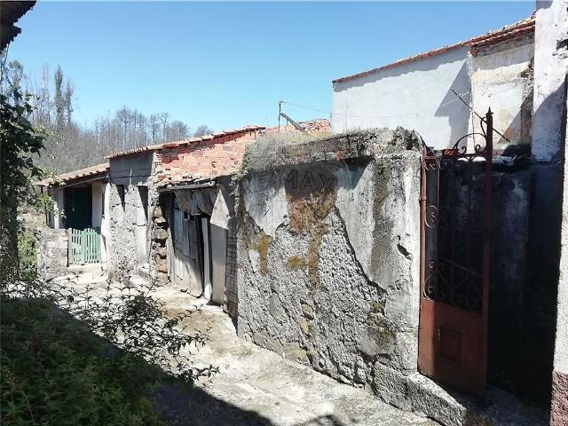 Moradia à venda em Lagos da Beira e Lajeosa, Oliveira do Hospital RE/MAX Portugal