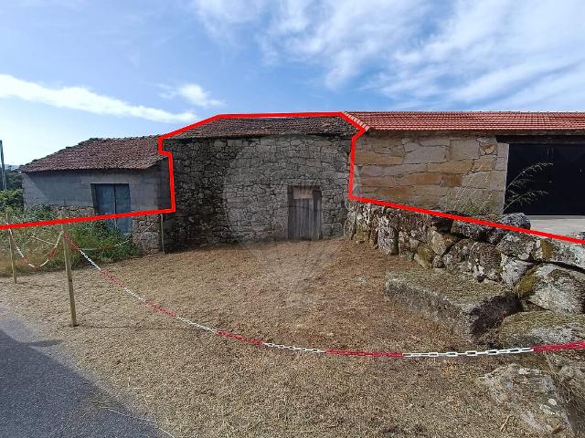 Moradia à venda em Mouçós e Lamares, Vila Real RE/MAX Portugal