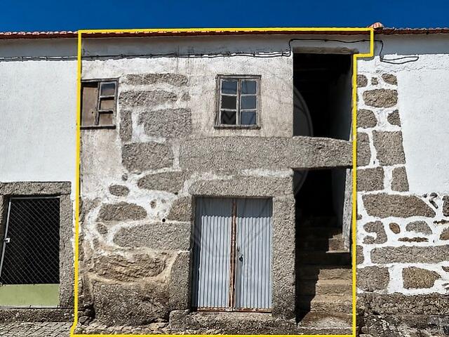 Moradia à venda em Mioma, Sátão RE/MAX Portugal