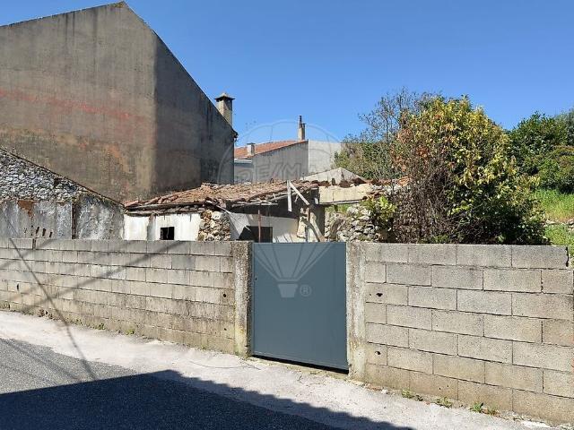 Moradia à venda em Mira de Aire, Porto de Mós RE/MAX Portugal