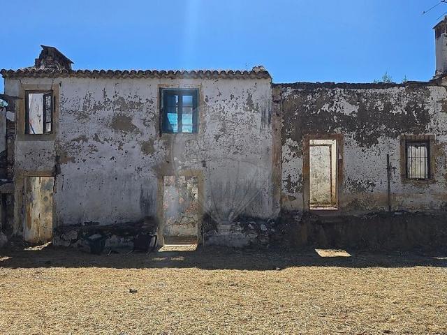 Moradia à venda em São Miguel do Rio Torto e Rossio ao Sul do Tejo, Abrantes RE/MAX Portugal