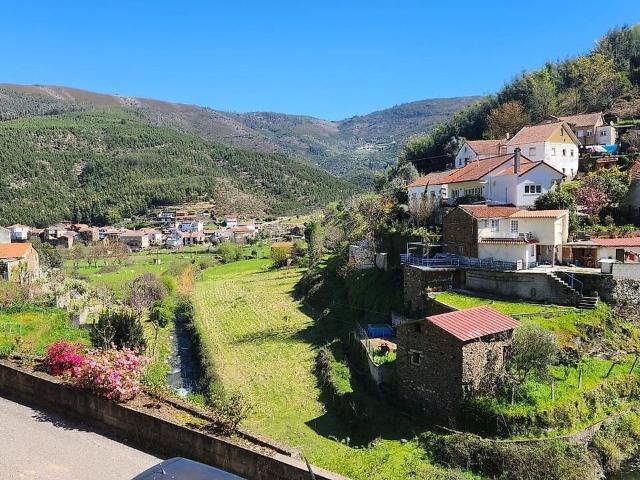 Moradia à venda em Pomares, Arganil RE/MAX Portugal