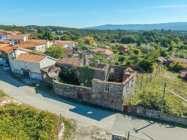 Moradia à venda em Pinheiro, Oliveira de Frades RE/MAX Portugal