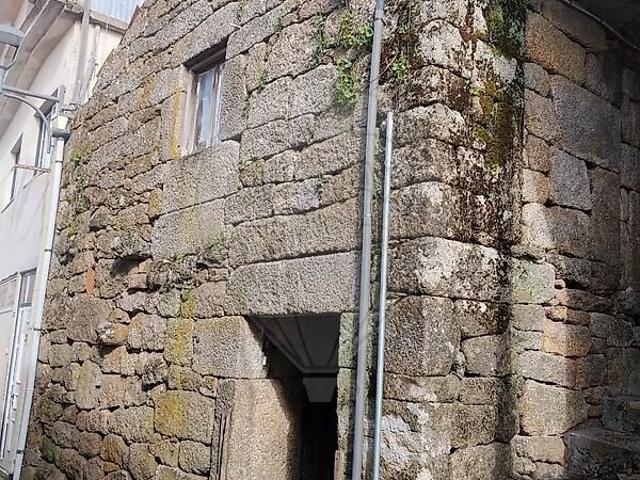 Moradia à venda em Vilarandelo, Valpaços RE/MAX Portugal