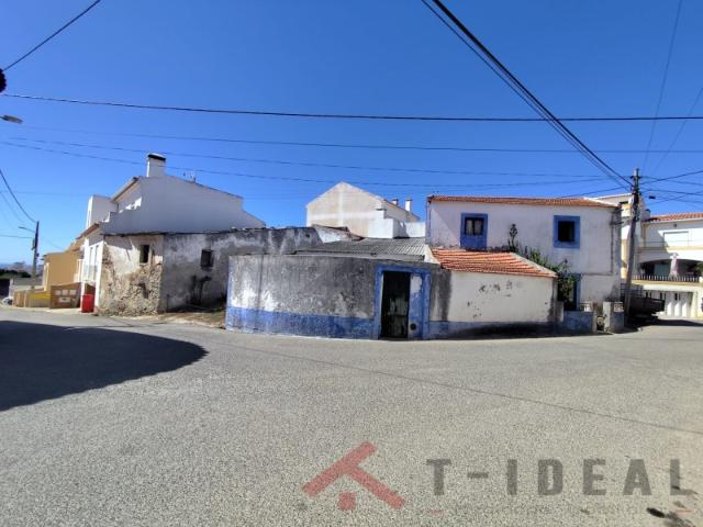 Moradia + Adega Zambujeira do Mar Lourinhã