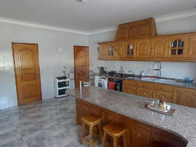 Moradia, Agrela e Serafão