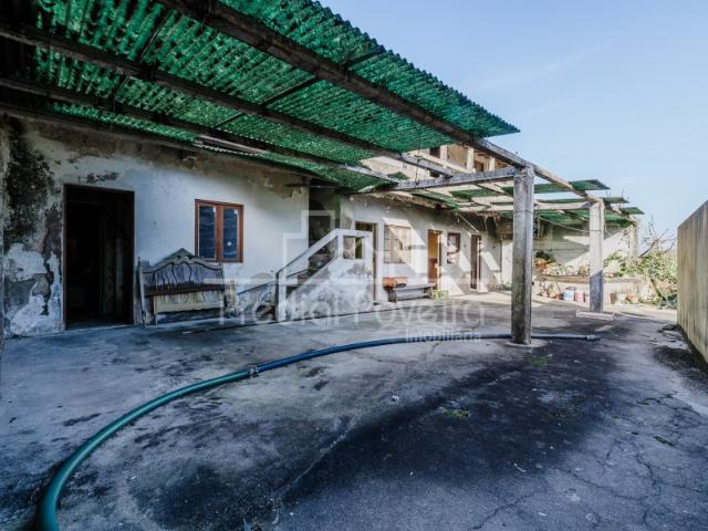 Moradia Aguçadoura