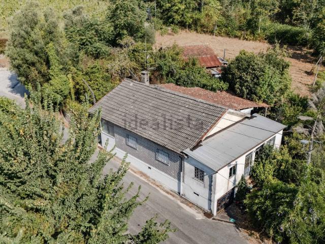 Moradia, Águas Santas e Moure