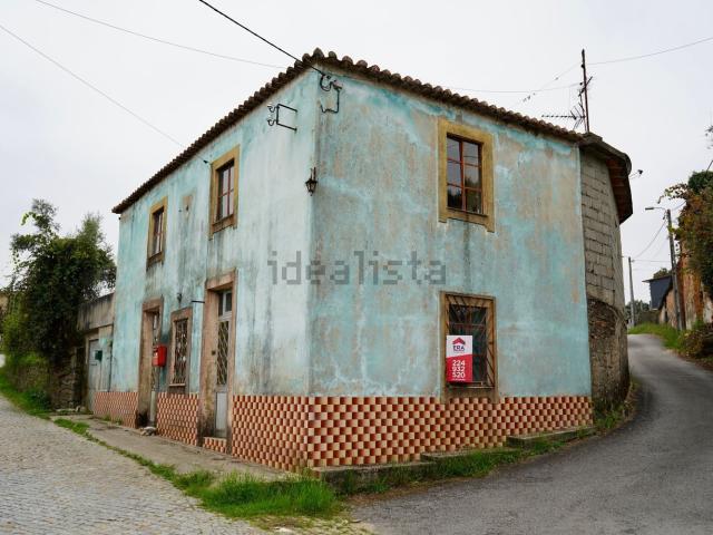 Moradia, Aguiar de Sousa