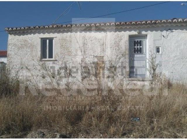 Moradia, Alcoutim e Pereiro