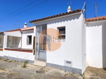 Moradia, Alcoutim e Pereiro