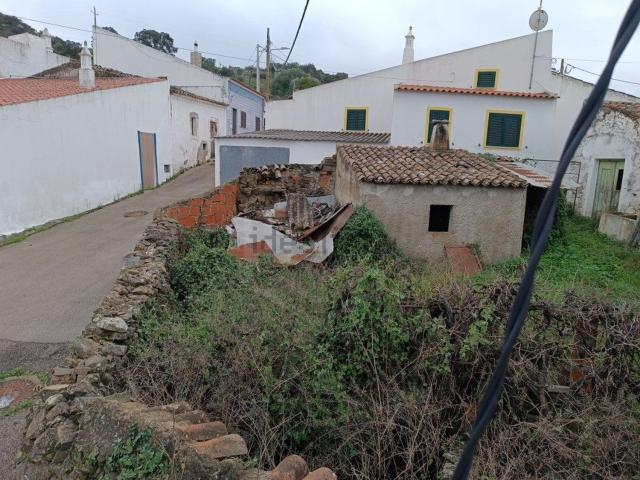 Moradia, Alcoutim e Pereiro