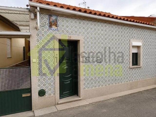 Moradia, Albergaria a Velha e Valmaior