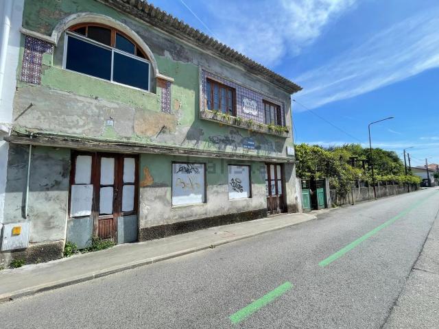 Moradia, Albergaria a Velha e Valmaior