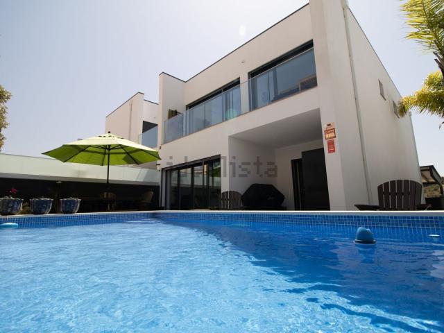Moradia, Algoz